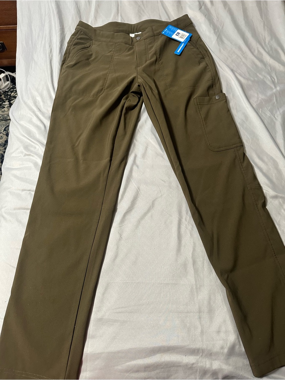 COLUMBIA ACTIVE FIT WOMEN PANTS NWT